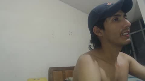 snackontime19 online show from 10-01-25, 05:13