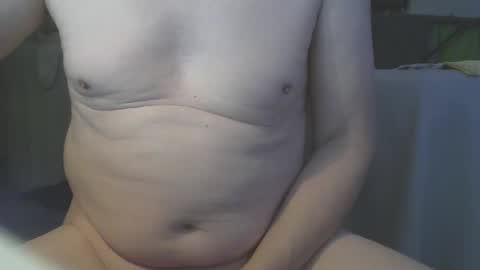 Snapshot of snefty07 chatting on 05-13-26, 03:26 Snefty online show from 05-13-26, 03:26