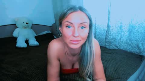 Sneja online show from 04-11-26, 02:21