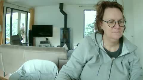 Snoeske and Woodwurm online show from 02-02-25, 08:13