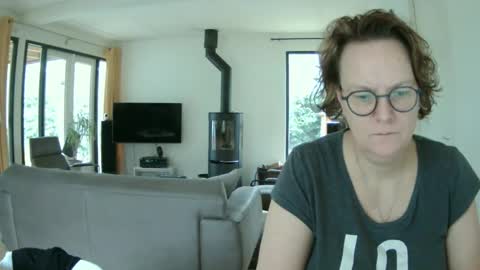 Snoeske and Woodwurm online show from 02-11-25, 09:53