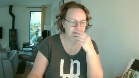 Snoeske and Woodwurm online show from 03-07-25, 06:13