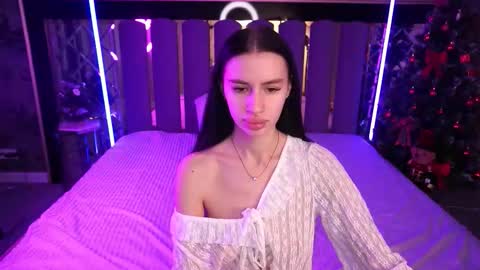 Snapshot of snow_whiteeex chatting on 01-11-26, 06:40 snow_whiteeex online show from 01-11-26, 06:40