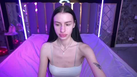 Snapshot of snow_whiteeex chatting on 04-09-26, 06:30 snow_whiteeex online show from 04-09-26, 06:30