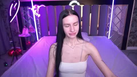 Snapshot of snow_whiteeex chatting on 04-11-26, 06:18 snow_whiteeex online show from 04-11-26, 06:18