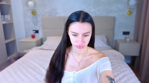 Snapshot of snow_whiteeex chatting on 06-04-26, 05:57 snow_whiteeex online show from 06-04-26, 05:57