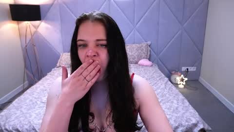 Snapshot of snowwhite_bella chatting on 05-03-26, 06:47 snowwhite_bella online show from 05-03-26, 06:47