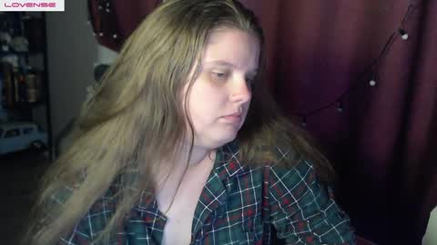 Snapshot of so_cute777 chatting on 05-26-26, 12:23 so cute777 online show from 05-26-26, 12:23