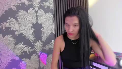 Snapshot of sofi_lassa_ chatting on 04-20-26, 01:41 SOFIA online show from 04-20-26, 01:41