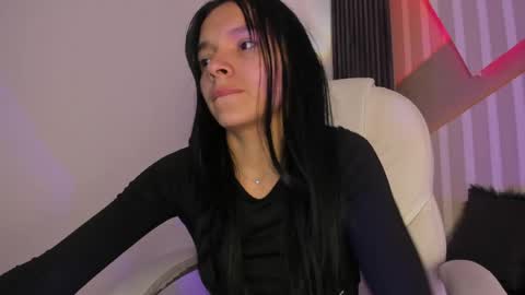 Snapshot of sofi_lassa_ chatting on 04-24-26, 02:08 SOFIA online show from 04-24-26, 02:08