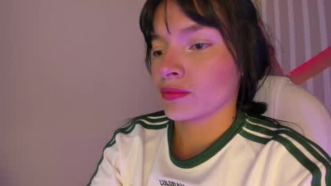 Snapshot of sofi_lassa_ chatting on 05-25-26, 02:06 SOFIA online show from 05-25-26, 02:06