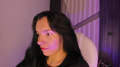Snapshot of sofi_lassa_ chatting on 06-01-26, 02:13 SOFIA online show from 06-01-26, 02:13