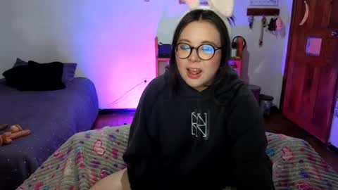 Sofi Lynch online show from 07-10-26, 07:23