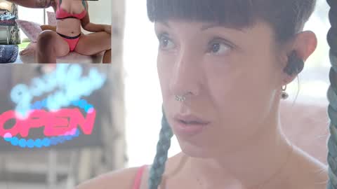 Sofi Mora online show from 09-16-25, 01:56