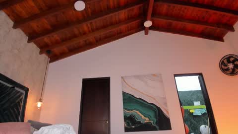 Sofi online show from 10-18-25, 11:33