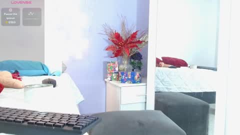 sofi smith online show from 12-24-24, 07:11