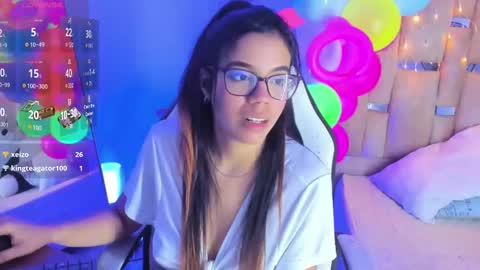 sofi smith online show from 03-01-25, 10:42