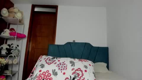 Snapshot of sofia86379 chatting on 07-09-26, 02:54 sofia86379 online show from 07-09-26, 02:54