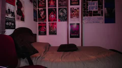 Snapshot of sofia_coolle chatting on 05-23-26, 10:30 Sofi online show from 05-23-26, 10:30