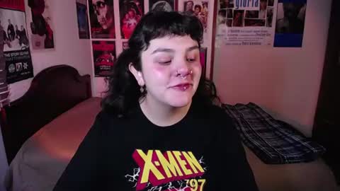 Snapshot of sofia_coolle chatting on 06-29-26, 01:00 Sofi online show from 06-29-26, 01:00