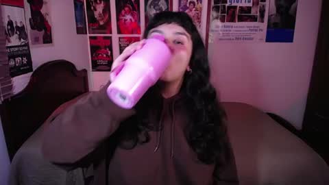 Snapshot of sofia_coolle chatting on 07-04-26, 09:10 Sofi online show from 07-04-26, 09:10