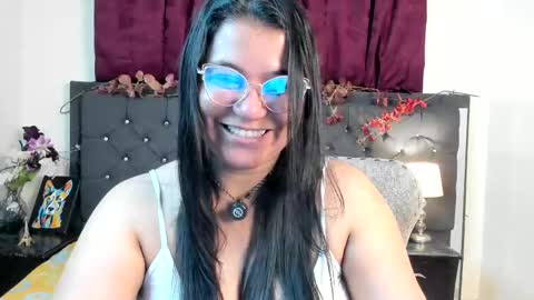 sofia_sorceress online show from 11-17-25, 12:16