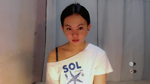 sofia_sweetheart18 online show from 07-12-26, 12:56