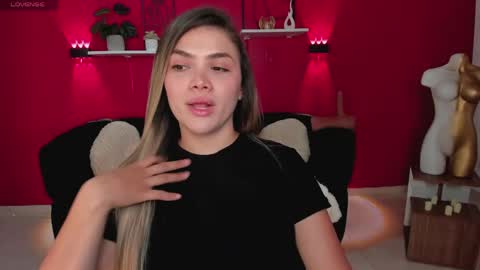 sofia_velvetx online show from 06-07-26, 02:43
