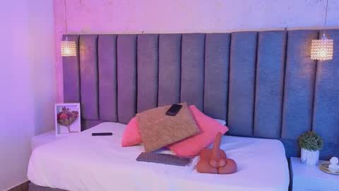 Snapshot of sofiaa_cortes chatting on 03-17-26, 11:57 Sofi online show from 03-17-26, 11:57