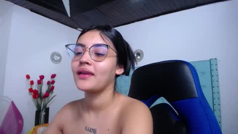 Snapshot of sofiaasexy19 chatting on 03-04-26, 12:11 Sofia online show from 03-04-26, 12:11