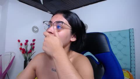 Snapshot of sofiaasexy19 chatting on 03-05-26, 12:12 Sofia online show from 03-05-26, 12:12