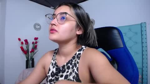Snapshot of sofiaasexy19 chatting on 04-05-26, 10:01 Sofia online show from 04-05-26, 10:01
