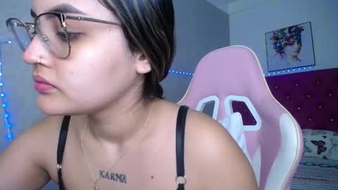 Snapshot of sofiaasexy19 chatting on 05-13-26, 12:35 Sofia online show from 05-13-26, 12:35