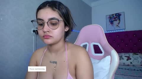 Snapshot of sofiaasexy19 chatting on 05-15-26, 11:39 Sofia online show from 05-15-26, 11:39