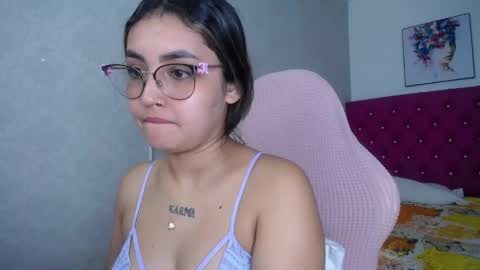 Snapshot of sofiaasexy19 chatting on 05-23-26, 12:49 Sofia online show from 05-23-26, 12:49