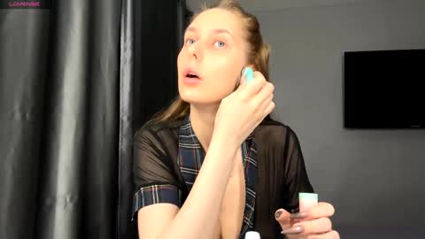 Hi My name is Sofia Welcome to my room Please thumbs up - its important online show from 02-25-26, 04:11