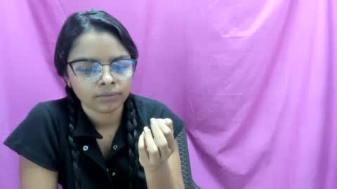 Danna Sofia online show from 01-29-25, 05:13