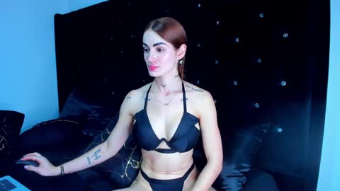 Snapshot of sofiacarter__ chatting on 01-26-25, 11:08 SofiaCarter online show from 01-26-25, 11:08