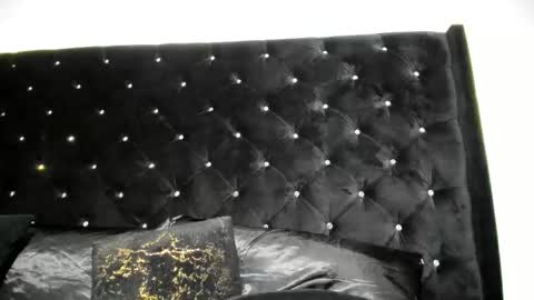 Snapshot of sofiacarter__ chatting on 03-27-26, 02:17 SofiaCarter online show from 03-27-26, 02:17