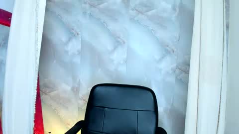 Snapshot of sofiacastillo01 chatting on 07-03-26, 01:50 sofiacastillo01 online show from 07-03-26, 01:50