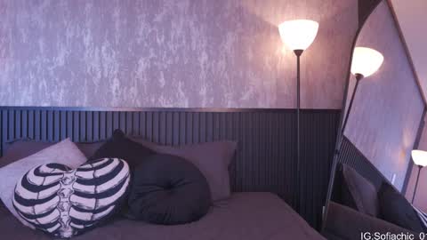 Sofia online show from 02-15-26, 02:25