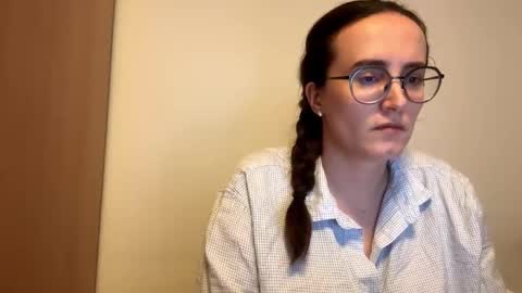 Sofia online show from 03-12-26, 03:40