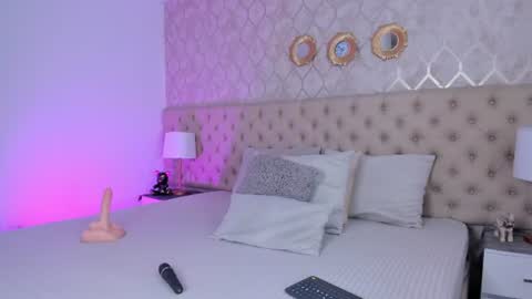 Snapshot of sofiareyees chatting on 07-14-26, 01:50 SofiaReyees online show from 07-14-26, 01:50