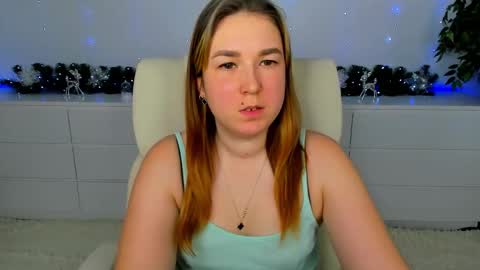 Snapshot of sofii_darling chatting on 01-06-26, 06:00 sofii_darling online show from 01-06-26, 06:00