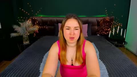 Snapshot of sofii_darling chatting on 02-12-26, 05:41 sofii_darling online show from 02-12-26, 05:41