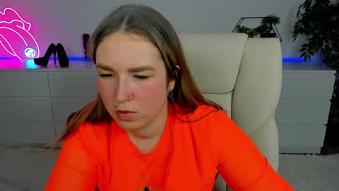 Snapshot of sofii_darling chatting on 02-23-26, 05:54 sofii_darling online show from 02-23-26, 05:54