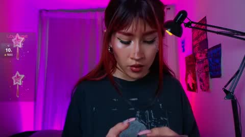 Snapshot of sofii_uwu_ chatting on 06-19-26, 11:03 Sofii online show from 06-19-26, 11:03