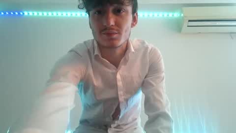 Snapshot of softedgeboy chatting on 11-28-25, 12:19 Nero Radian online show from 11-28-25, 12:19