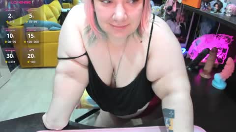 Snapshot of softie_sofy chatting on 07-09-26, 12:26 Sofie online show from 07-09-26, 12:26