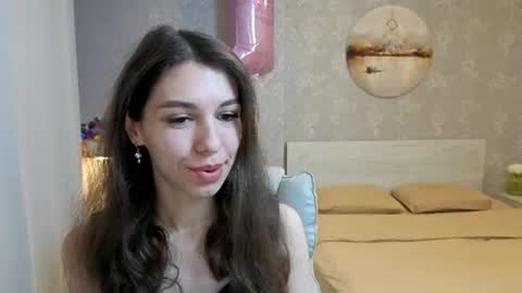 Kelly online show from 06-20-26, 04:21
